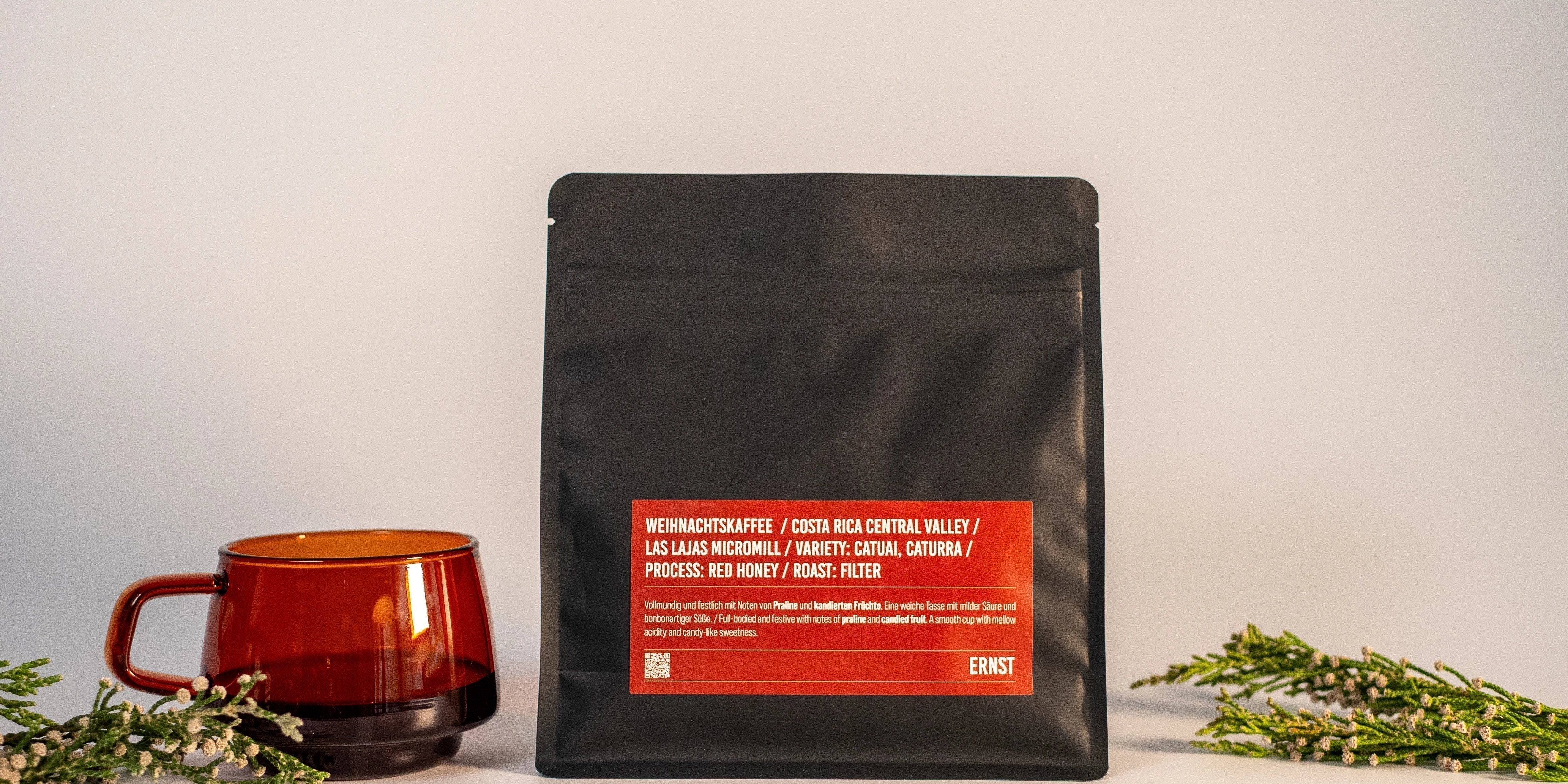 Zehn Jahre Weihnachtskaffee – eine Reise durch zehn festliche Tassen