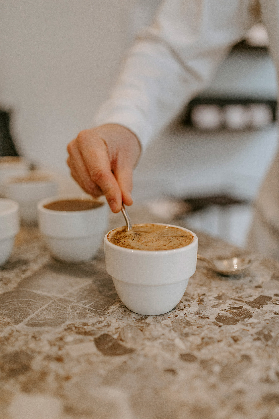 Verkostung von Speciality Coffee von ERNST Kaffeeröster in der Kaffeebar in Köln Sülz